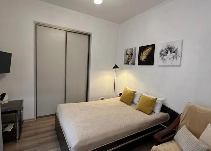 Cozy Near The National Opera *